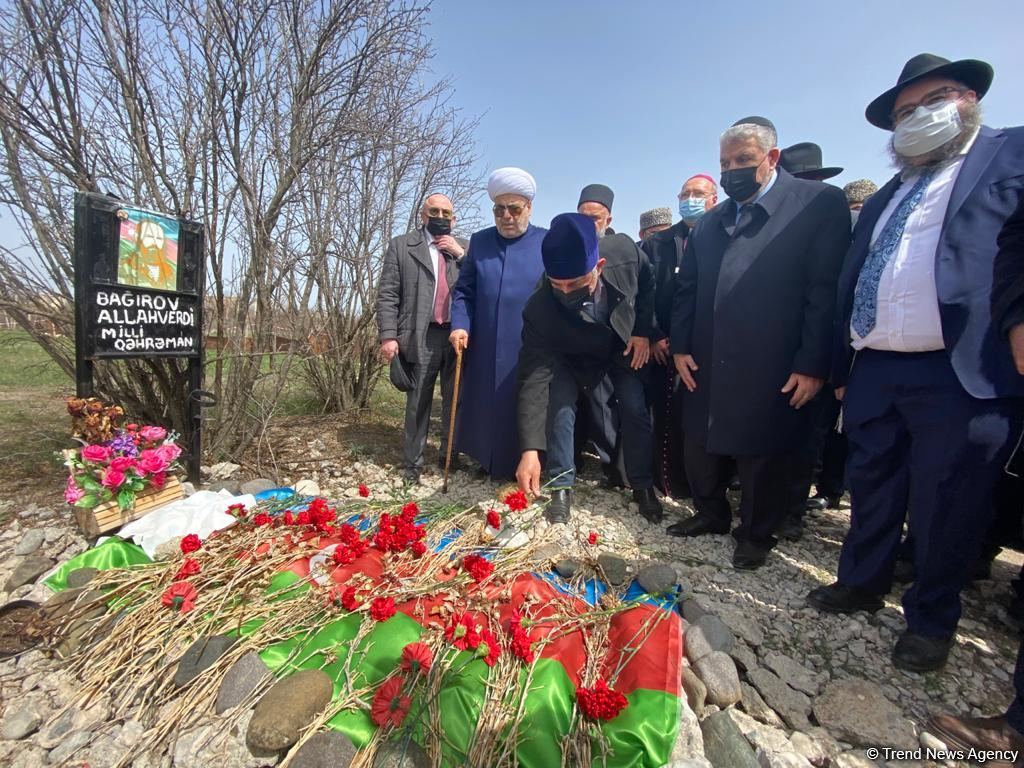 Azerbaijan's top religious officials visit graves of martyrs in liberated Aghdam (PHOTO/VIDEO)