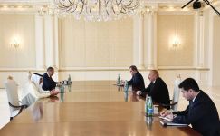 Azerbaijani president receives OIC Sec-Gen (PHOTO)