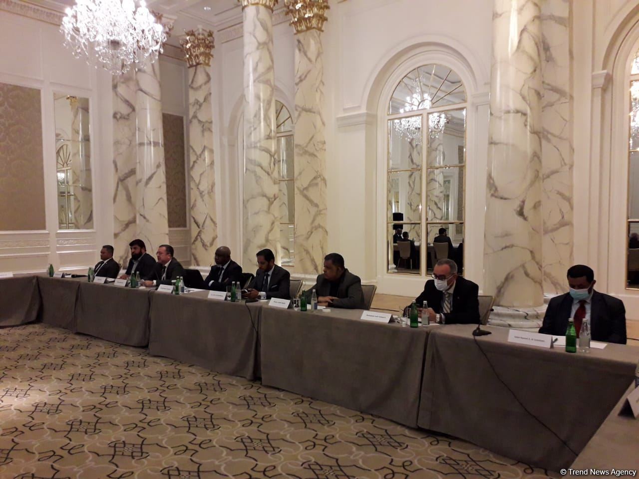 OIC delegation holding press conference in Baku (PHOTO/VIDEO)