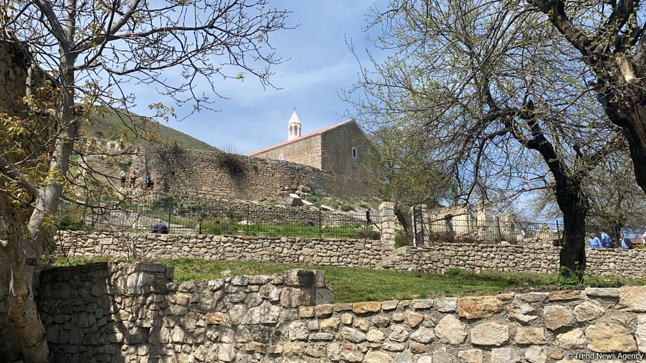 Azerbaijan's Albanian-Udi Christian community members visit ancient temple in Tugh - Trend TV (PHOTO)