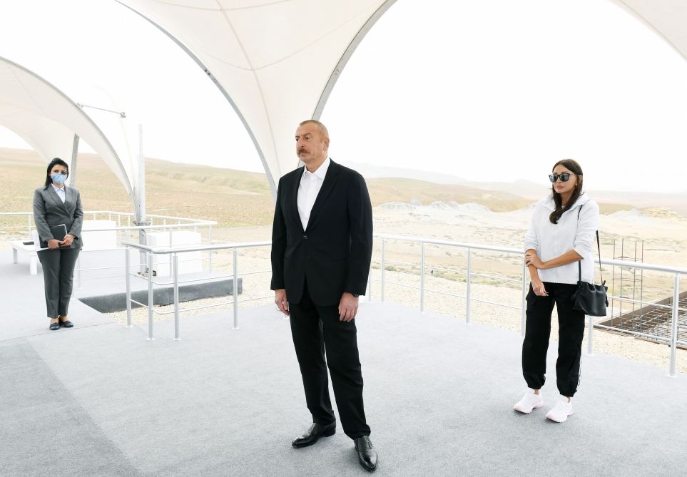 Azerbaijani president, first lady attend ceremony of laying foundation of Mud Volcanoes Tourism Complex (PHOTO)