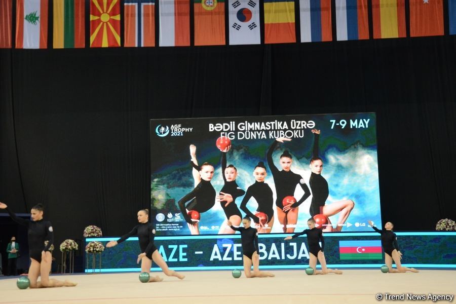 Group teams perform at National Gymnastics Arena as part of Rhythmic Gymnastics World Cup in Baku (PHOTO)