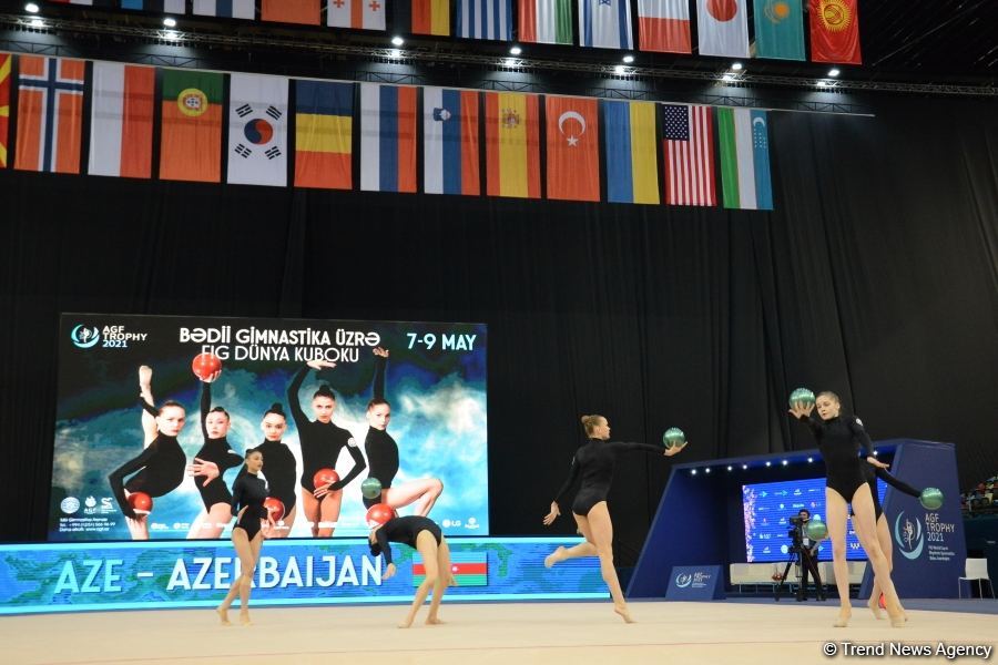 Group teams perform at National Gymnastics Arena as part of Rhythmic Gymnastics World Cup in Baku (PHOTO)