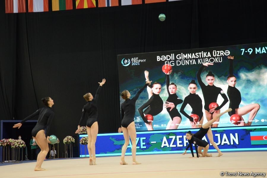 Group teams perform at National Gymnastics Arena as part of Rhythmic Gymnastics World Cup in Baku (PHOTO)