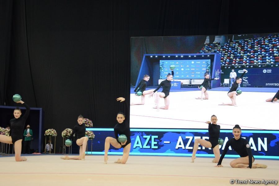 Group teams perform at National Gymnastics Arena as part of Rhythmic Gymnastics World Cup in Baku (PHOTO)