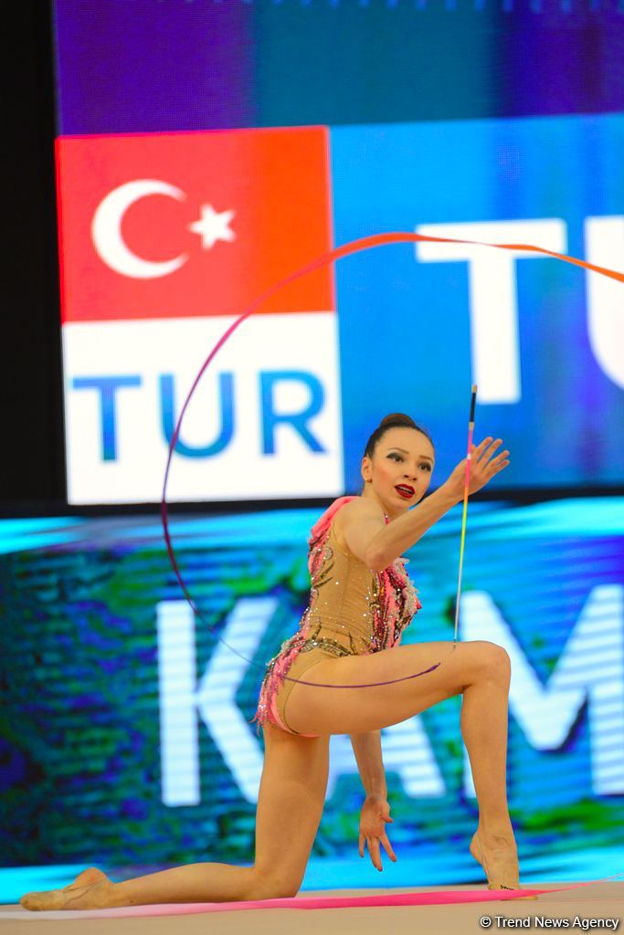Best moments of second day of Rhythmic Gymnastics World Cup in Baku (PHOTO)