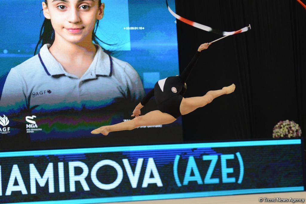 Best moments of second day of Rhythmic Gymnastics World Cup in Baku (PHOTO)