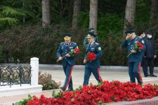 Public reps of Azerbaijan paying tribute to late National Leader Heydar Aliyev (PHOTO)