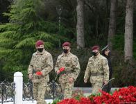 Public reps of Azerbaijan paying tribute to late National Leader Heydar Aliyev (PHOTO)