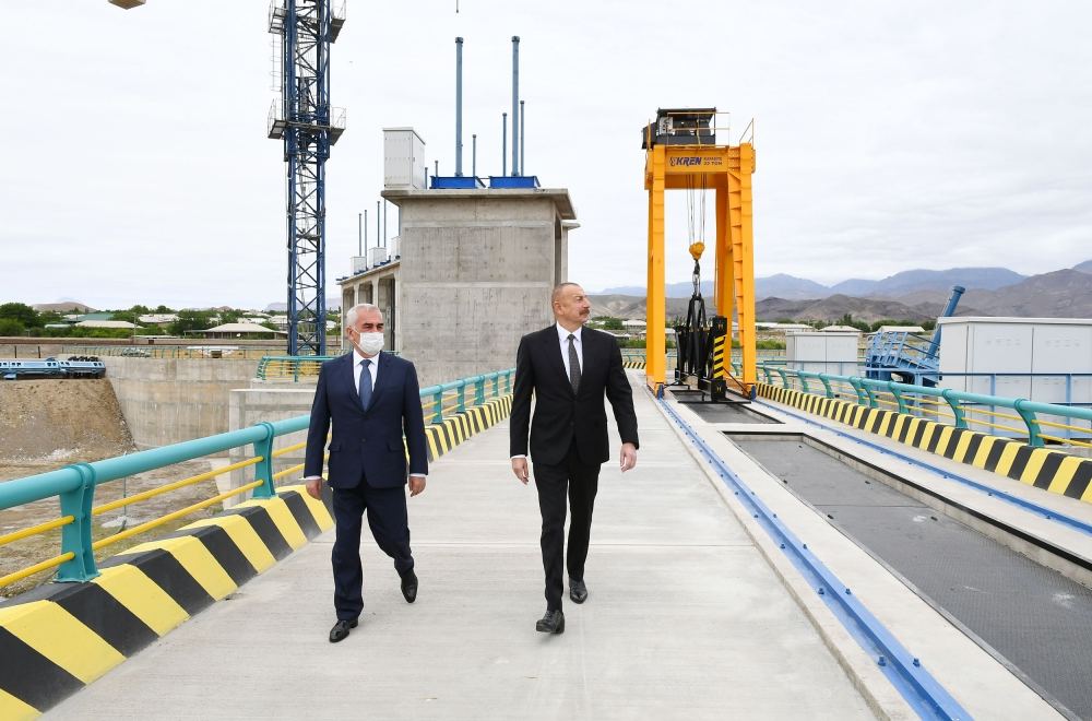 President Ilham Aliyev views construction of Ordubad Hydroelectric Power Plant (PHOTO)
