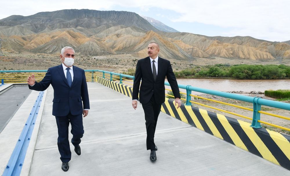 President Ilham Aliyev views construction of Ordubad Hydroelectric Power Plant (PHOTO)