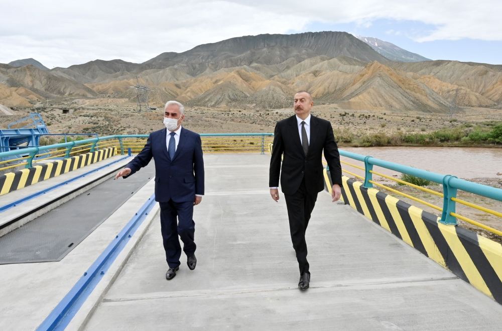 President Ilham Aliyev views construction of Ordubad Hydroelectric Power Plant (PHOTO)