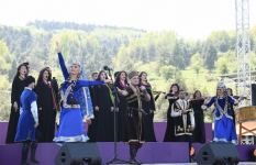 Azerbaijani president, first lady attend opening of “Kharibulbul” festival in Shusha (PHOTO)