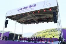 Azerbaijani president, first lady attend opening of “Kharibulbul” festival in Shusha (PHOTO)