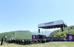 Azerbaijani president, first lady attend opening of “Kharibulbul” festival in Shusha (PHOTO)