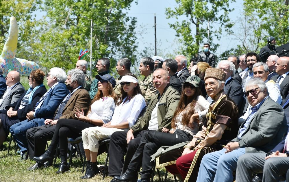 Azerbaijani president, first lady attend opening of “Kharibulbul” festival in Shusha (PHOTO)
