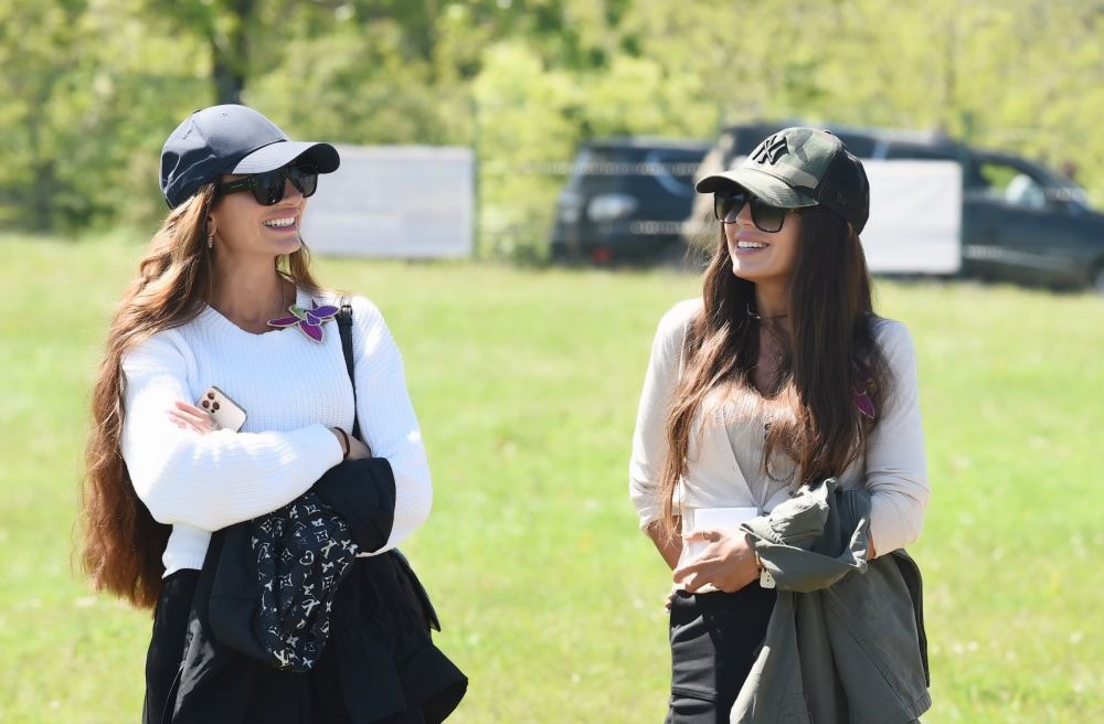 Azerbaijani president, first lady attend opening of “Kharibulbul” festival in Shusha (PHOTO)
