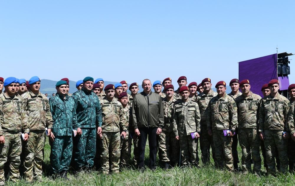 Azerbaijani president, first lady attend opening of “Kharibulbul” festival in Shusha (PHOTO)