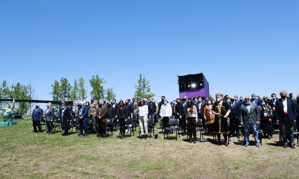 Azerbaijani president, first lady attend opening of “Kharibulbul” festival in Shusha (PHOTO)