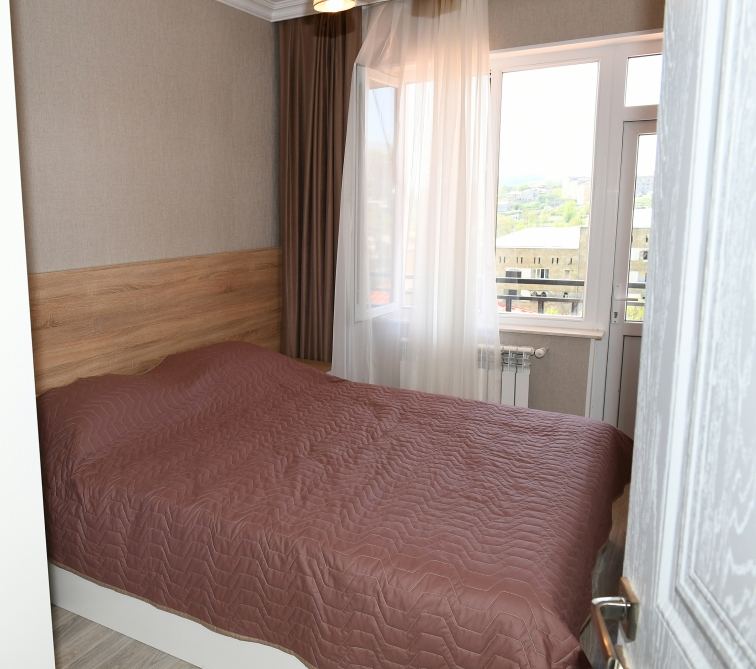 Azerbaijani president, first lady inaugurate “Khari Bulbul” hotel after renovation (PHOTO)