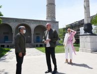 Azerbaijani president visits Yukhari Govharagha mosque in Shusha (PHOTO)