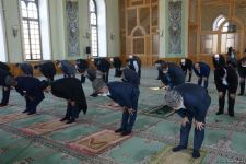 Festive prayer performed at Teze Pir mosque in Azerbaijan’s Baku (PHOTO)