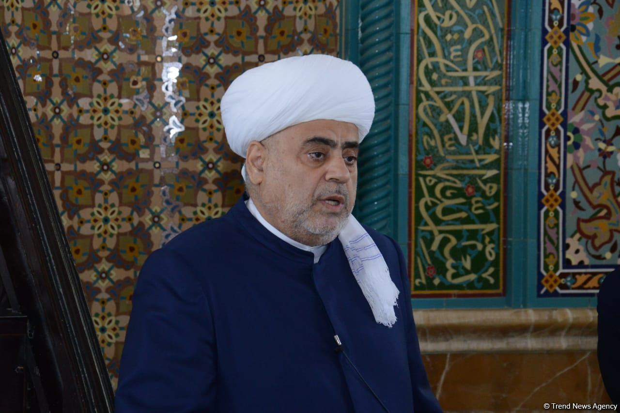 Festive prayer performed at Teze Pir mosque in Azerbaijan’s Baku (PHOTO)