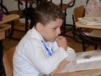 Azerbaijan partially resumes full-time lessons at schools in several cities and districts (PHOTO)