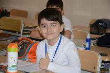 Azerbaijan partially resumes full-time lessons at schools in several cities and districts (PHOTO)