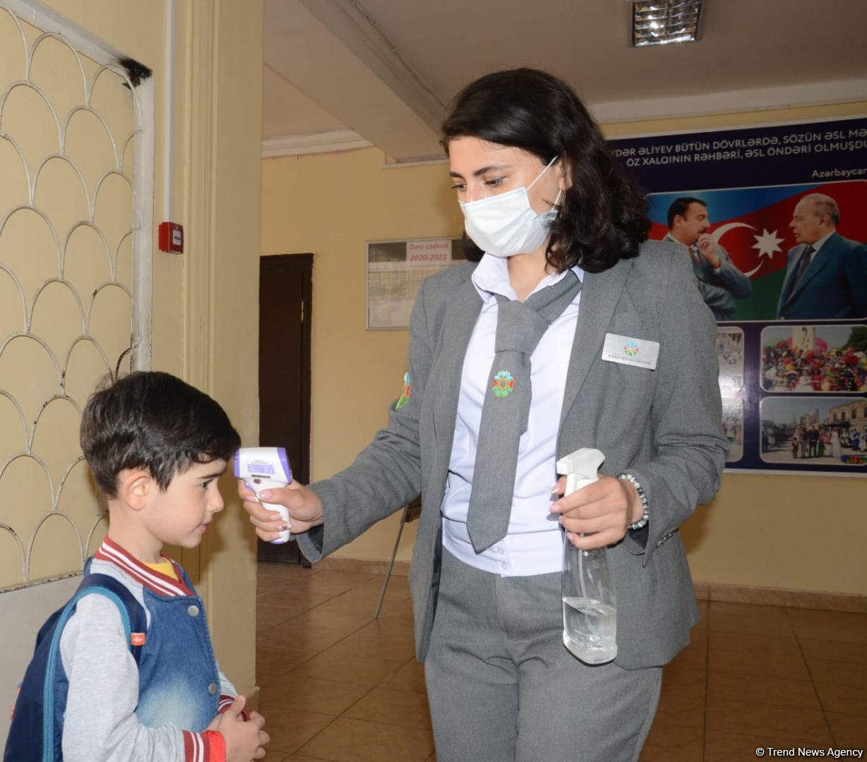 Azerbaijan partially resumes full-time lessons at schools in several cities and districts (PHOTO)