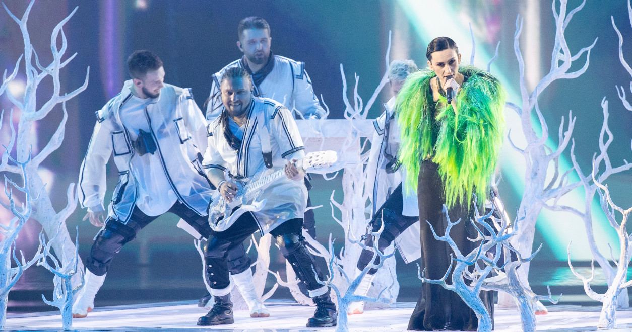 Azerbaijani contestant Samira Efendi proceeds into Eurovision final (PHOTO/VIDEO)