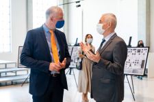 YARAT presents Homo Urbanus Europeanus photo exhibition within first int'l Baku Street Photo Festival (PHOTO)