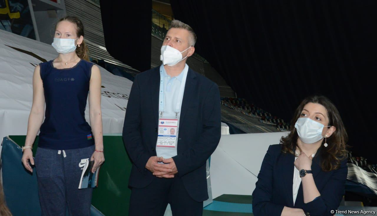 Azerbaijani gymnasts meet with multiple European and world champion in Baku (PHOTO)