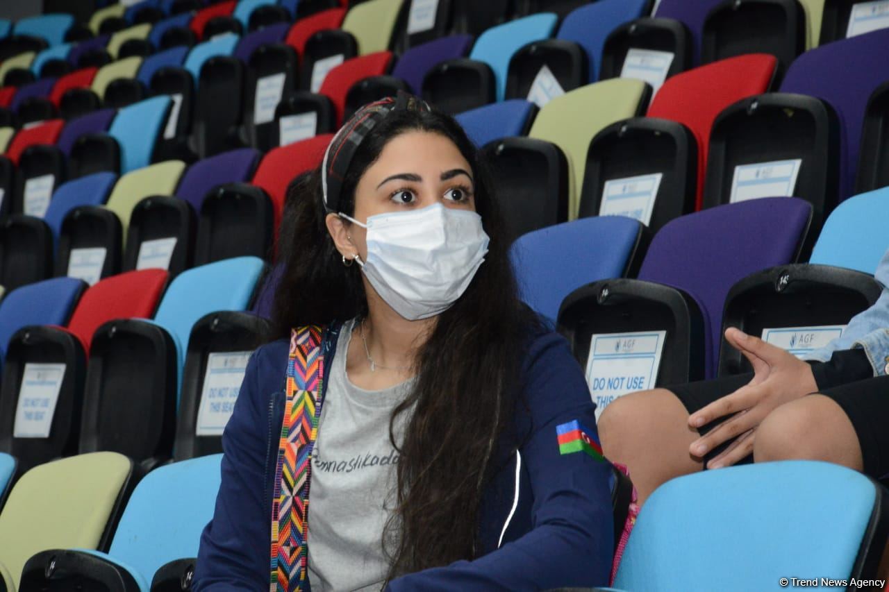 Azerbaijani gymnasts meet with multiple European and world champion in Baku (PHOTO)