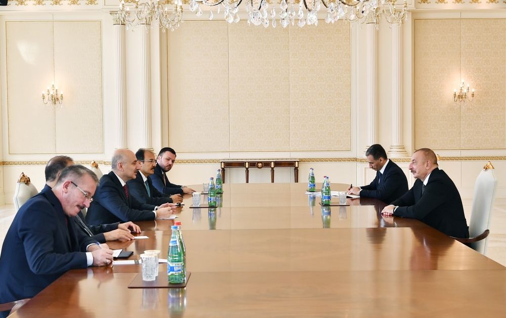 Azerbaijani president receives delegation led by Turkish minister of transport and infrastructure