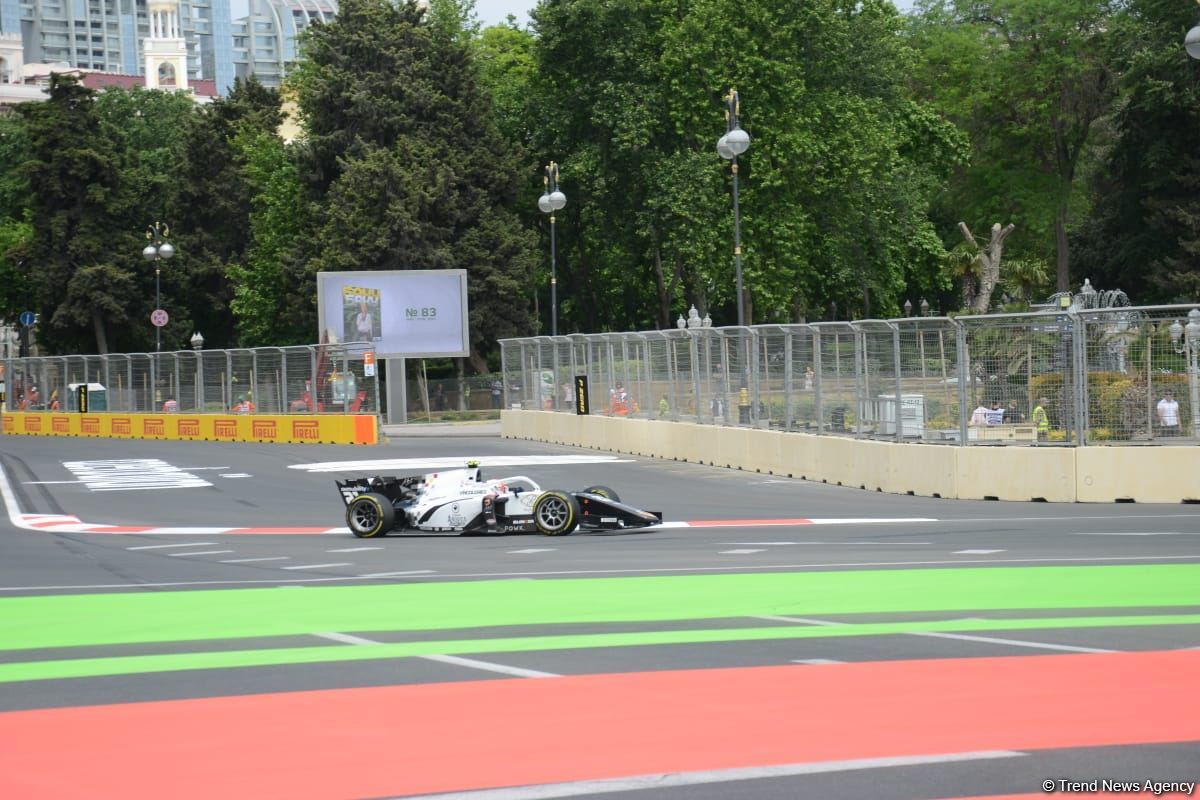 F-1 Azerbaijan Grand Prix kicks off with F-2 Practice Session in Baku (PHOTO)