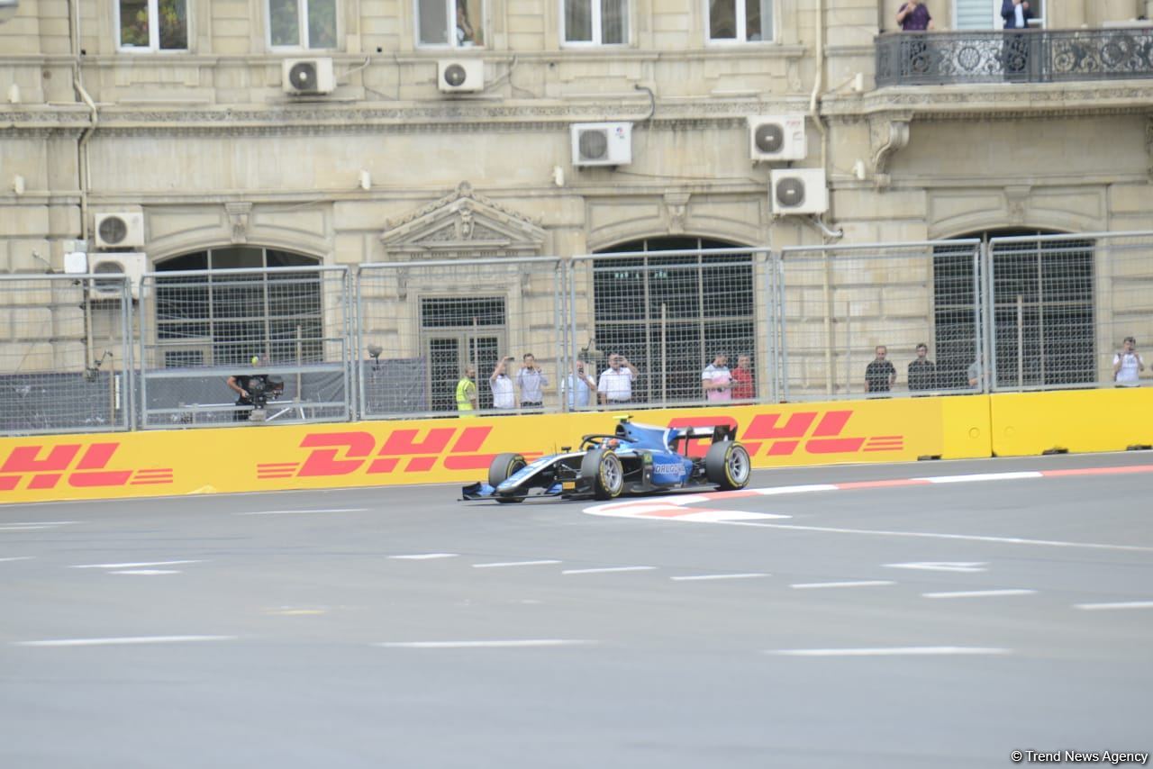 F-1 Azerbaijan Grand Prix kicks off with F-2 Practice Session in Baku (PHOTO)