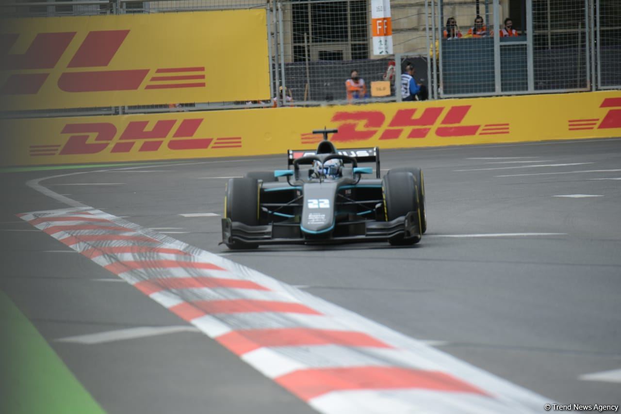 F-1 Azerbaijan Grand Prix kicks off with F-2 Practice Session in Baku (PHOTO)