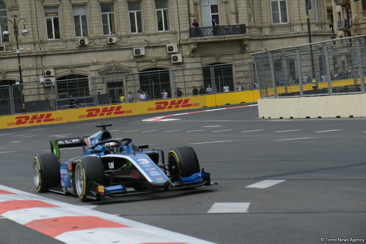F-1 Azerbaijan Grand Prix kicks off with F-2 Practice Session in Baku (PHOTO)