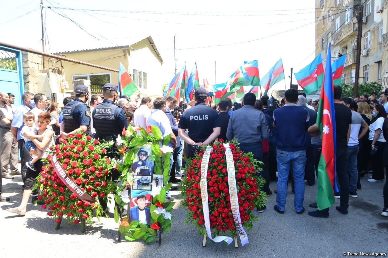 Baku hosts funeral ceremony for Azerbaijani martyr journalist (PHOTO)