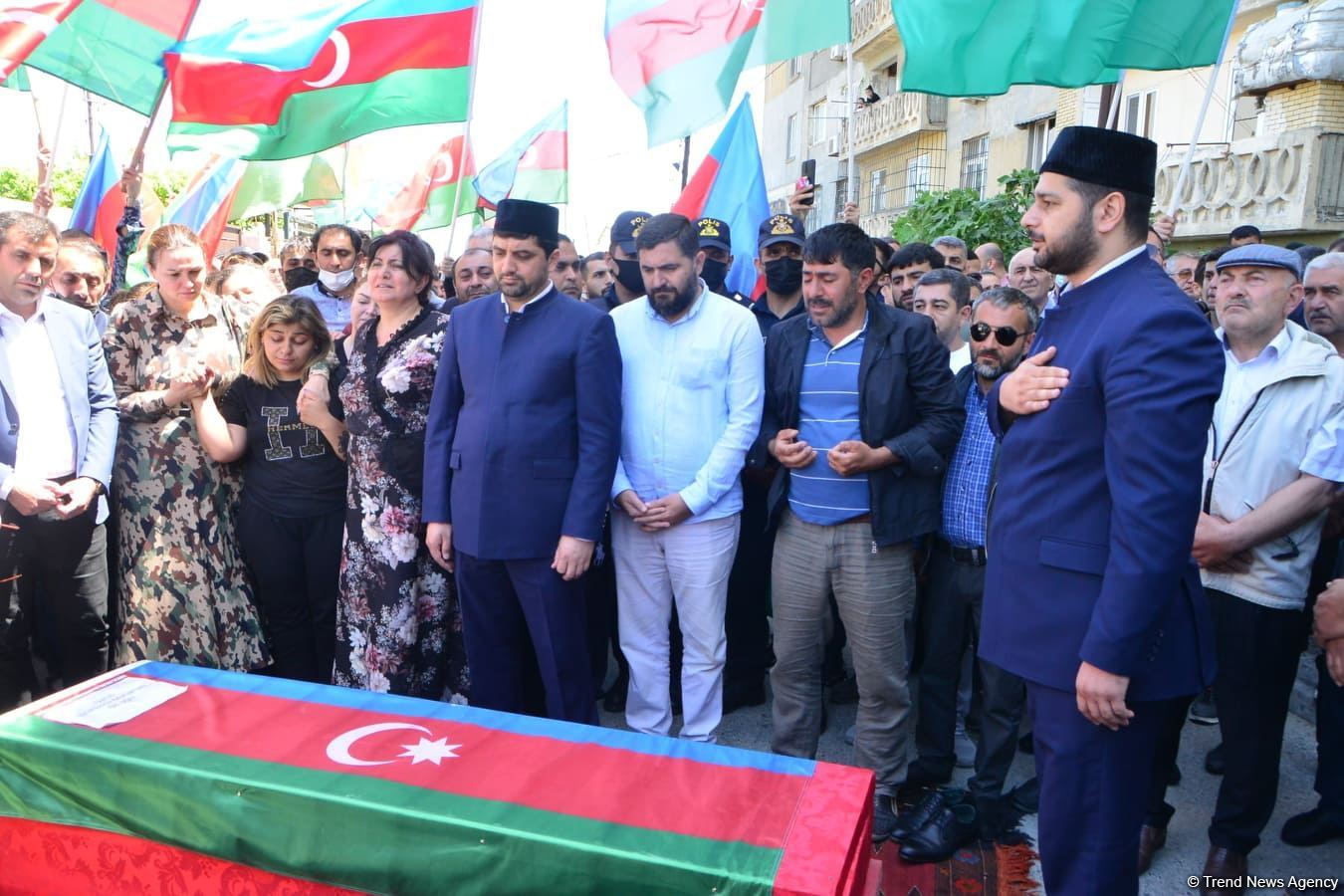Baku hosts funeral ceremony for Azerbaijani martyr journalist (PHOTO)