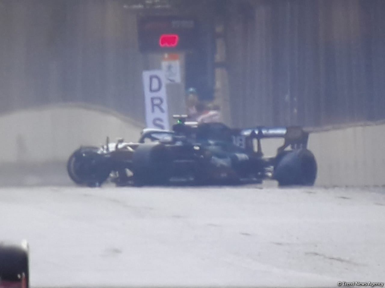Lance Stroll crashes, out of F-1 Azerbaijan Grand Prix (PHOTO/VIDEO)