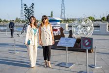 “Reduce, Reuse, Recycle, Respect” exhibition by NARGIS Publishing house is open on the Baku Boulevard (PHOTO/VIDEO)