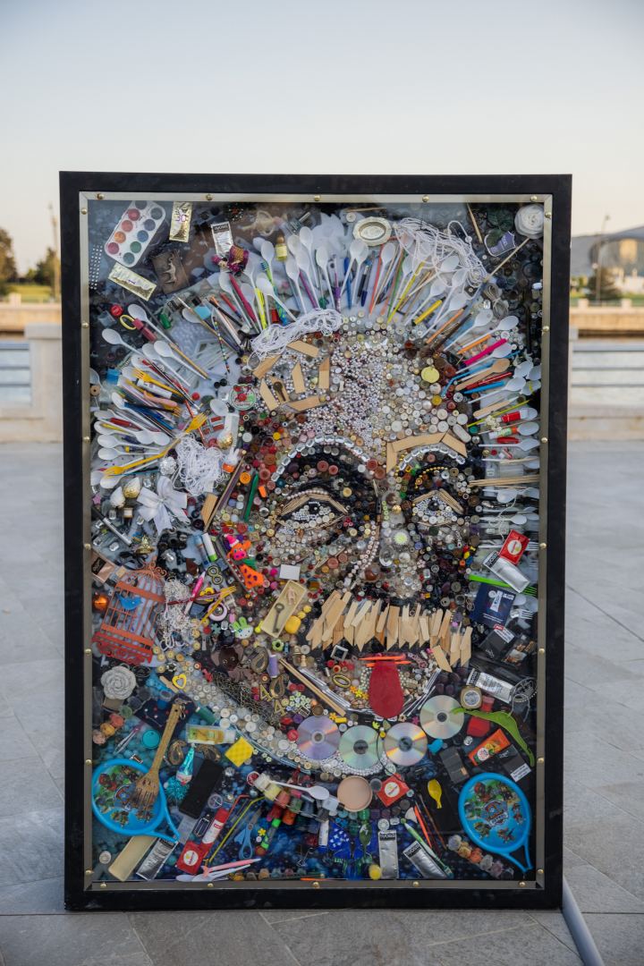 “Reduce, Reuse, Recycle, Respect” exhibition by NARGIS Publishing house is open on the Baku Boulevard (PHOTO/VIDEO)