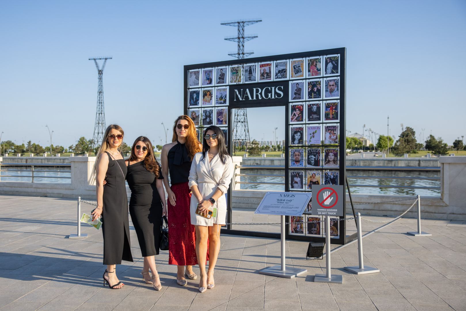 “Reduce, Reuse, Recycle, Respect” exhibition by NARGIS Publishing house is open on the Baku Boulevard (PHOTO/VIDEO)