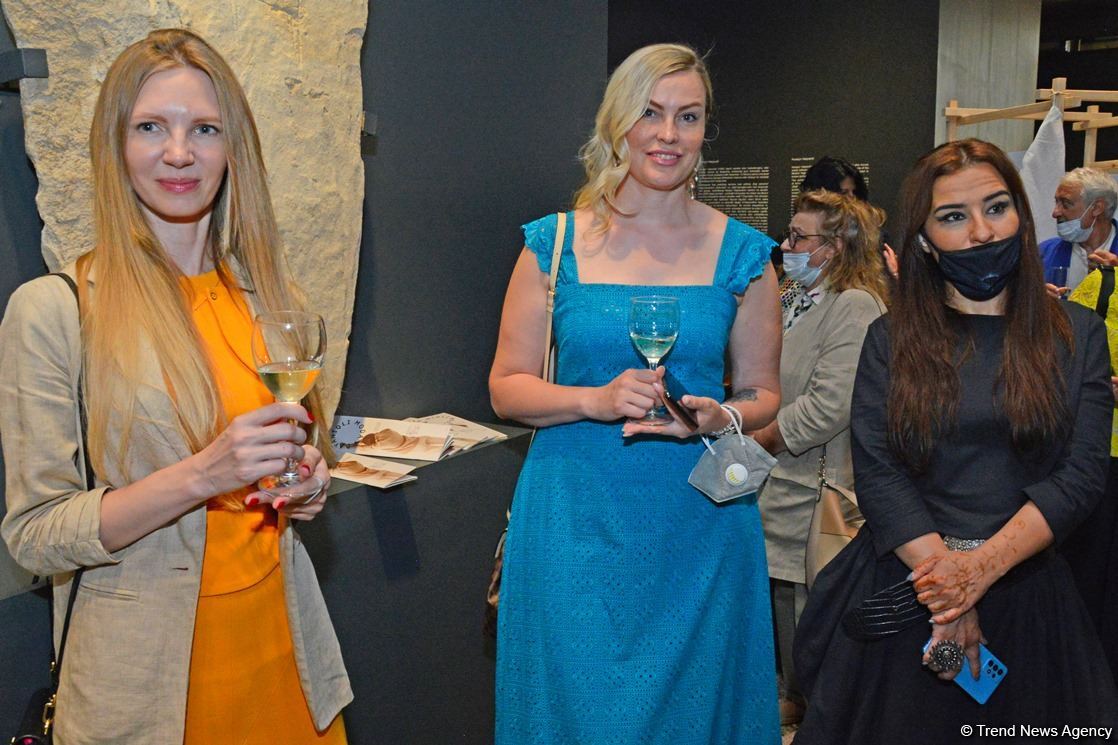SUSTAINABLE FASHION: The future of textiles (PHOTO)