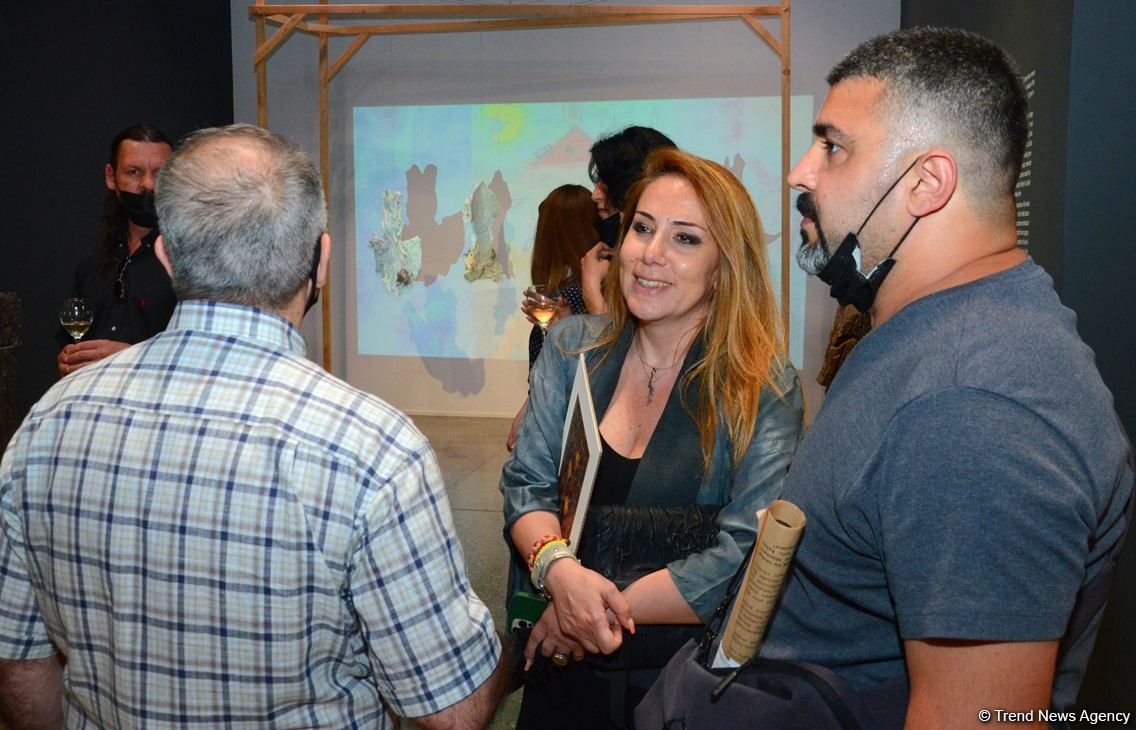 SUSTAINABLE FASHION: The future of textiles (PHOTO)