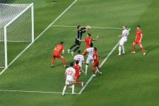 Azerbaijani president, first lady watch football match between Switzerland and Wales (PHOTO)