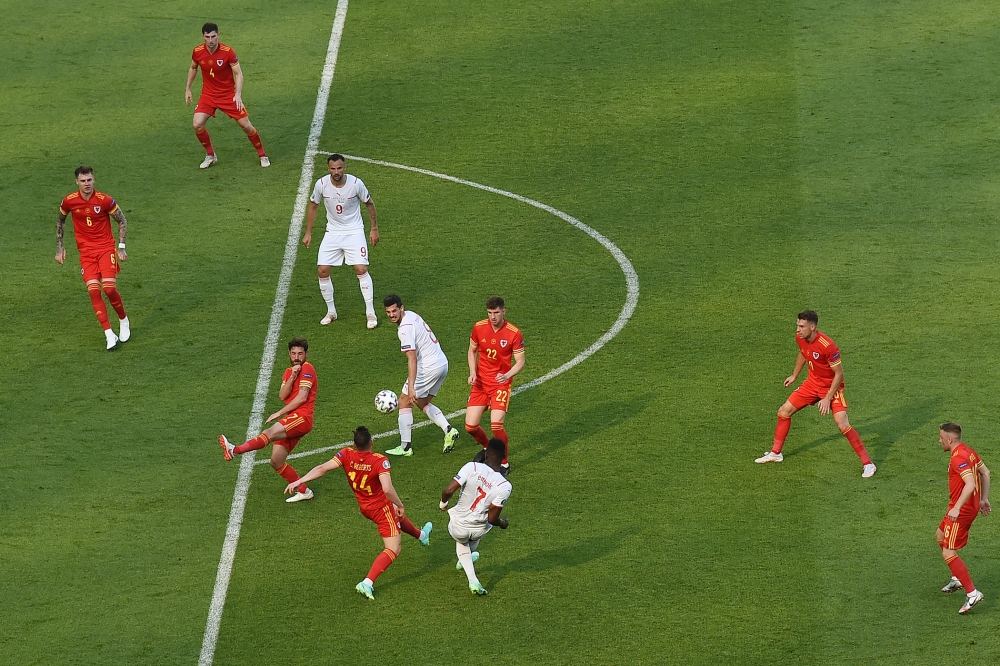 Azerbaijani president, first lady watch football match between Switzerland and Wales (PHOTO)