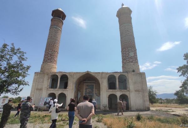 Reps of foreign diplomatic corps view barbarity committed by Armenia in Aghdam Juma Mosque